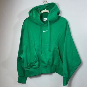 Nike Women's Emerald oversized Hoodie Sweater